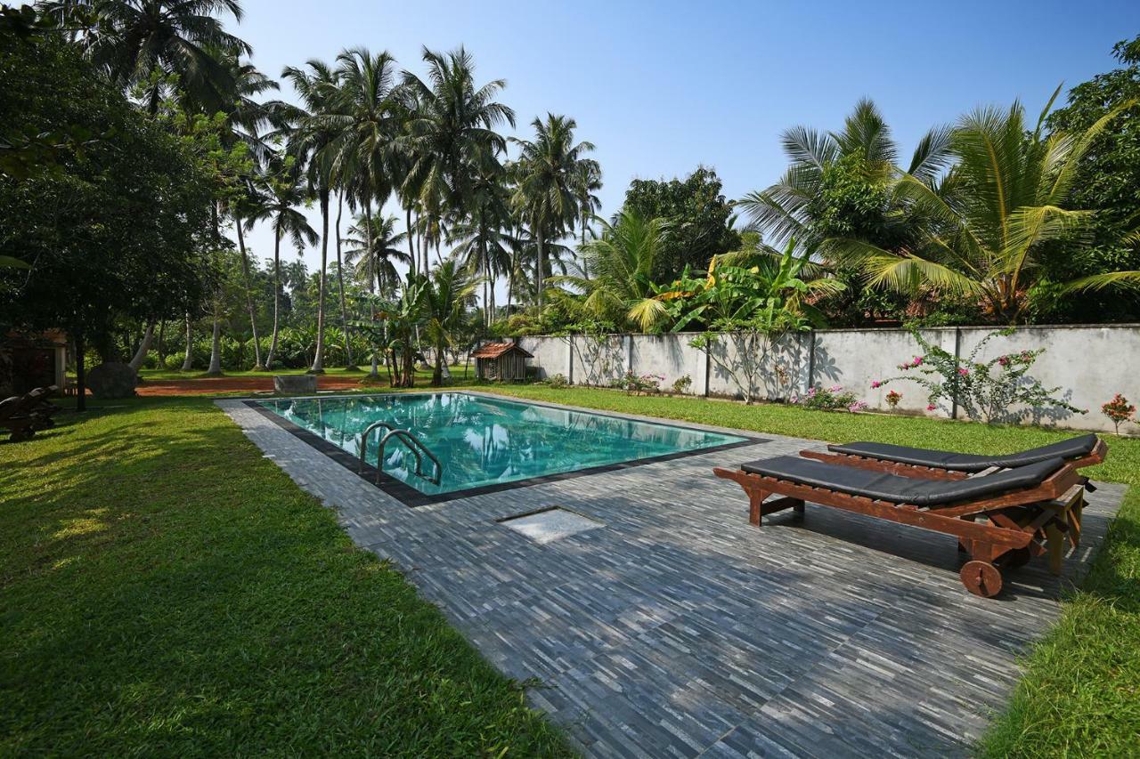 Hettimulla River House Bentota Bagian luar foto